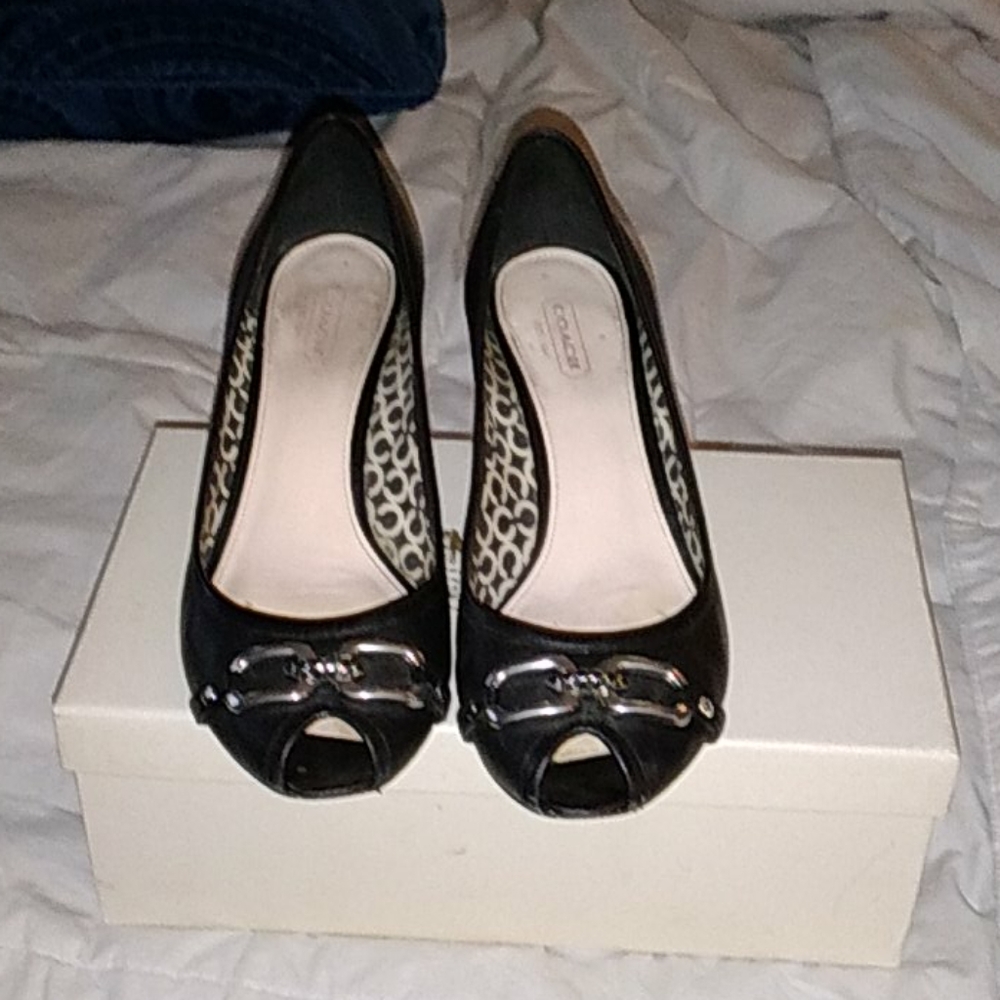 🌷Coach “Shelby” Soft Calf Black Wedges 8M